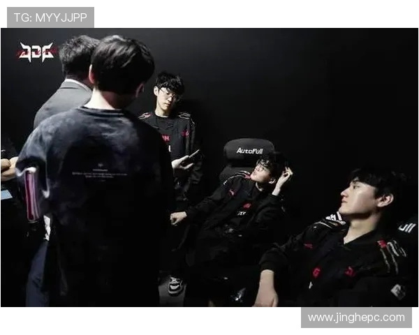 FPX强势迎战IG巅峰对决再燃青春热血鏖战引爆赛场激情