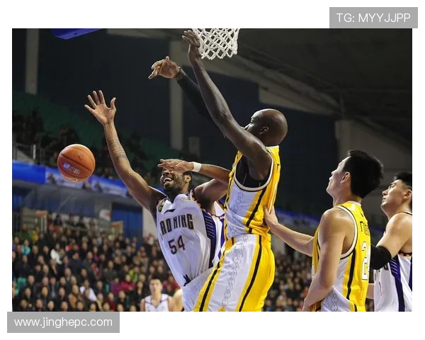 勇士与奇才今日对决聚焦NBA赛场精彩瞬间与球员表现分析 勇士与奇才今日对决聚焦NBA赛场精彩瞬间与球员表现分析